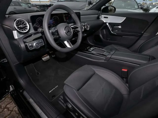 Mercedes-Benz A 200 AMG Line