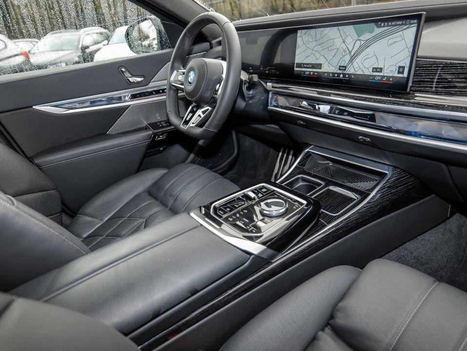 BMW 750 Sedan xDrive