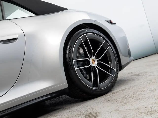 Porsche 911 Cabrio Carrera