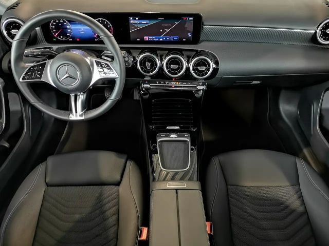 Mercedes-Benz A 180 Progressive