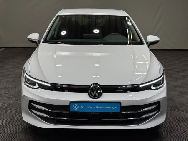 Volkswagen Golf 1.5 eTSI DSG Style