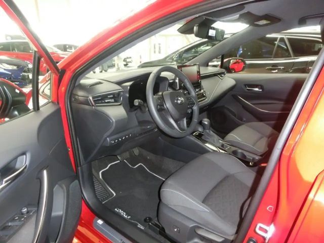 Toyota Corolla Hybride Team D