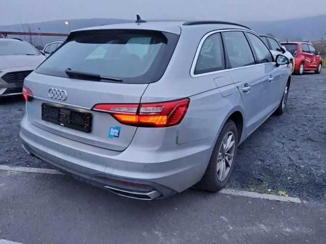 Audi A4 35 TDI S-Tronic