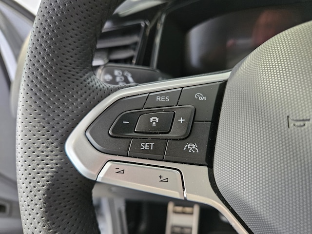 Volkswagen T-Roc 1.5 TSI DSG R-Line