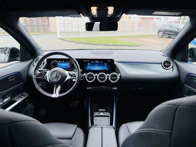 Mercedes-Benz GLA 180 Progressive