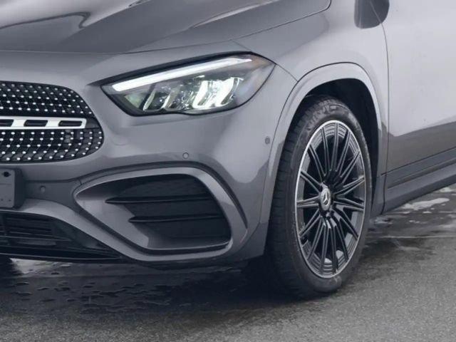 Mercedes-Benz GLA 220 4MATIC AMG Line