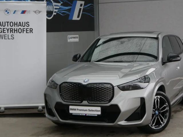 BMW iX1 xDrive30