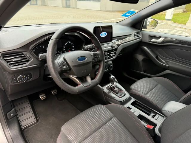 Ford Focus ST Line Wagon