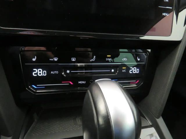 Volkswagen Passat Business DSG Variant