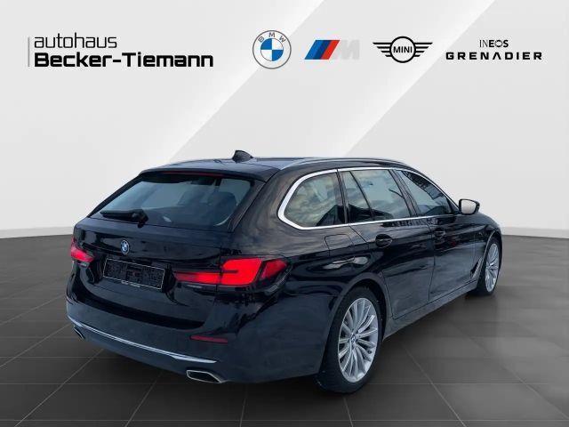 BMW 520 520d Luxury Line Touring