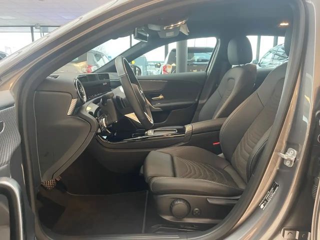 Mercedes-Benz A 180 Progressive