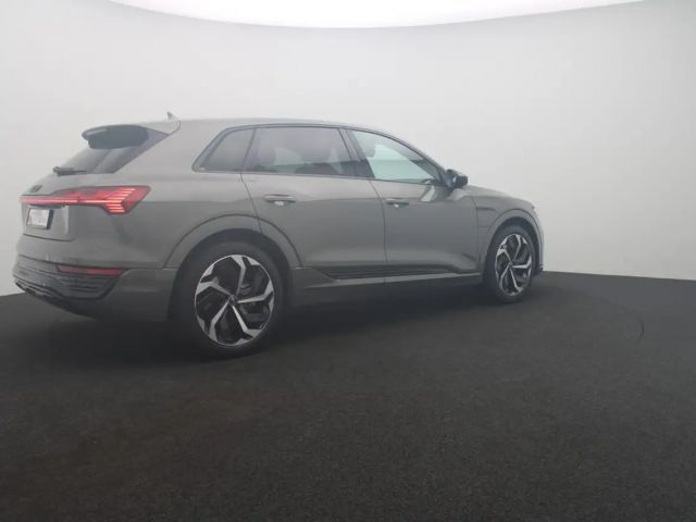 Audi Q8 e-tron 50 Quattro S-Line