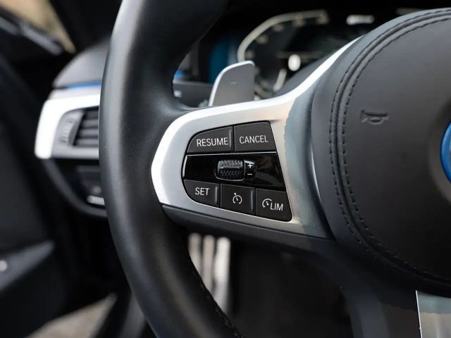 BMW 530 530e M-Sport Touring