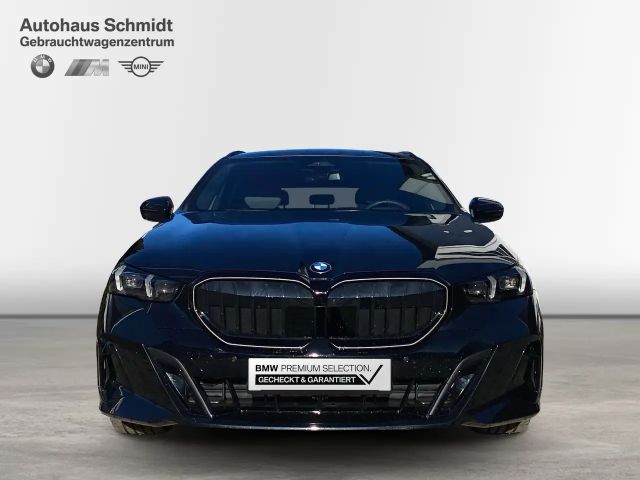 BMW 520 520d M-Sport Touring