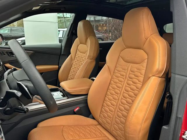 Audi RS Q8 Performance