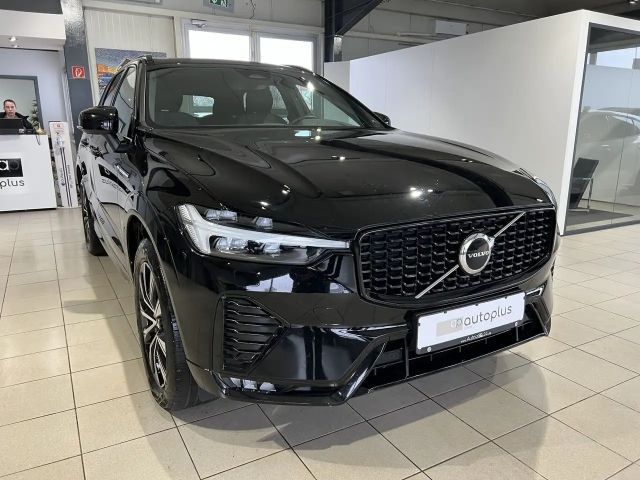 Volvo XC60 AWD Dark Plus