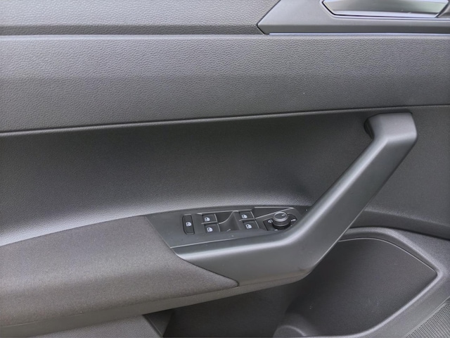 Volkswagen Polo 1.0 TSI DSG IQ.Drive R-Line