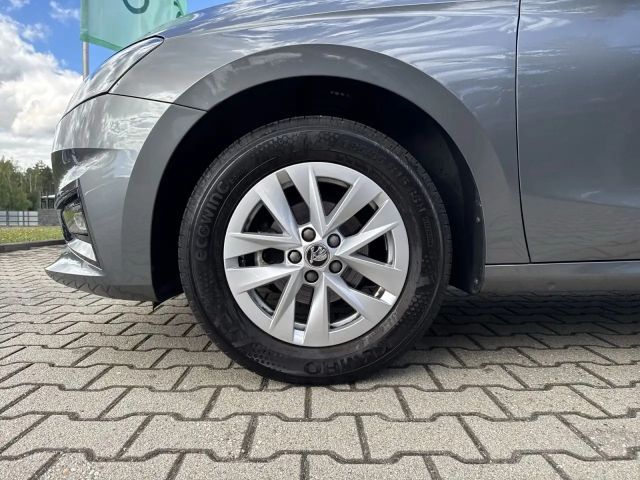 Skoda Fabia 1.0T 70kW*Klima*Sitzheizung*LM*Parksensore Klima