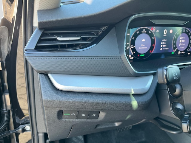 Skoda Octavia Combi Selection