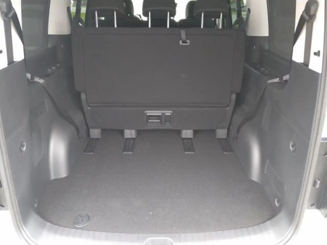 Hyundai Staria Trend