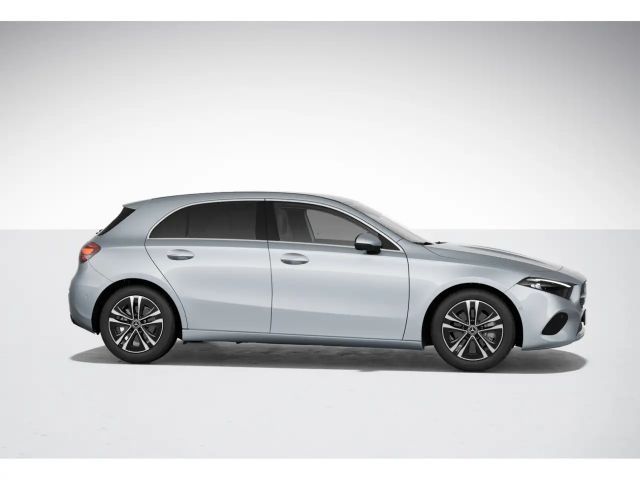 Mercedes-Benz A 180 A 180 d Hatchback