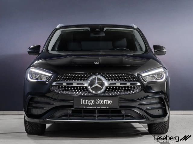 Mercedes-Benz GLA 180 AMG Line