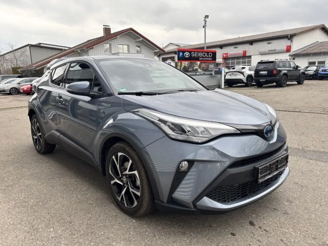 Toyota C-HR Hybride Team D