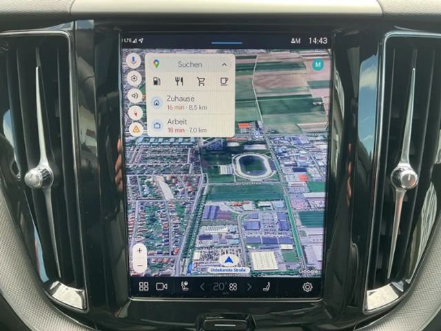 Volvo XC60 Dark Plus