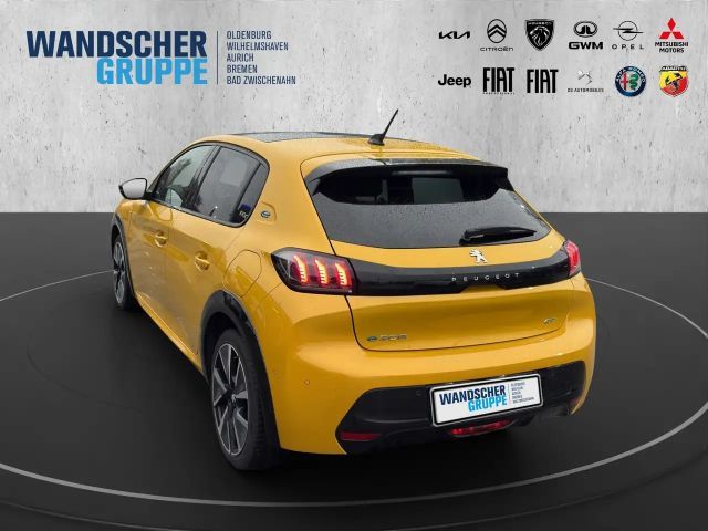 Peugeot E-208 e- 136 (e-)GT Pack Kam.+KeyLess+LED+Navi