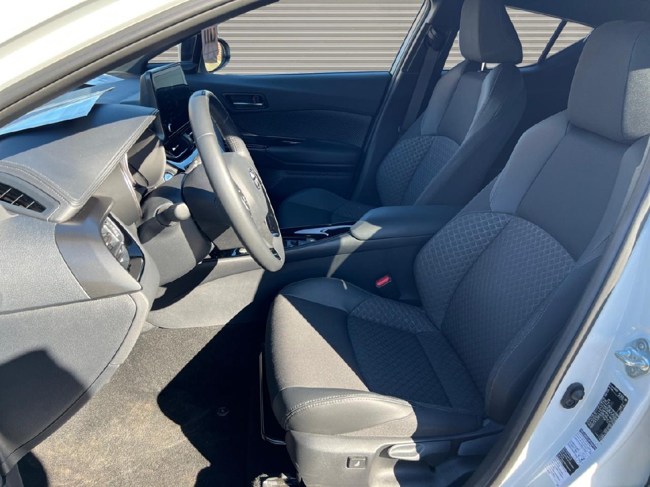 Toyota C-HR 5-deurs Basis