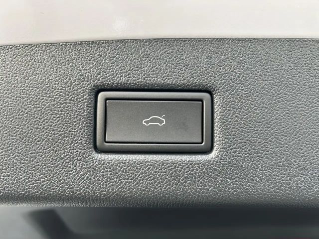 Ford Explorer Extended range RWD