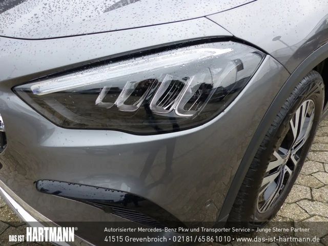 Mercedes-Benz GLA 180 Progressive