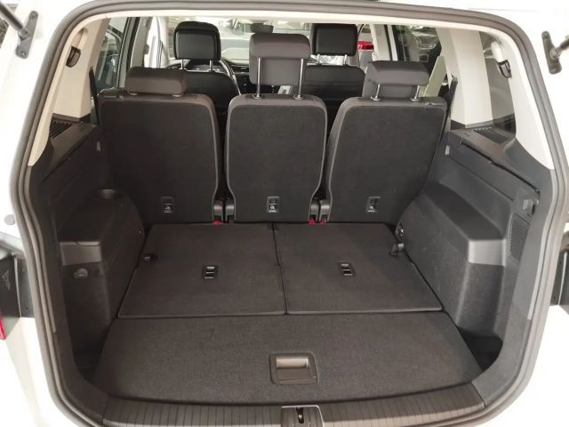 Volkswagen Touran Life