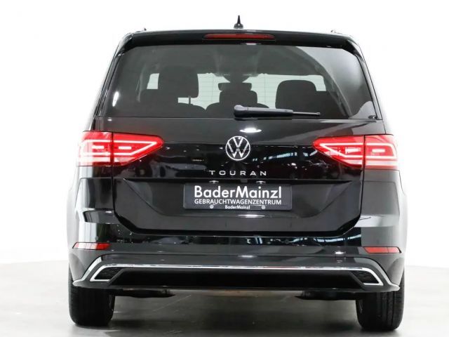 Volkswagen Touran 1.5 TSI DSG R-Line