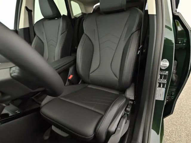 BMW 218 218d Active Tourer Luxury Line Sedan