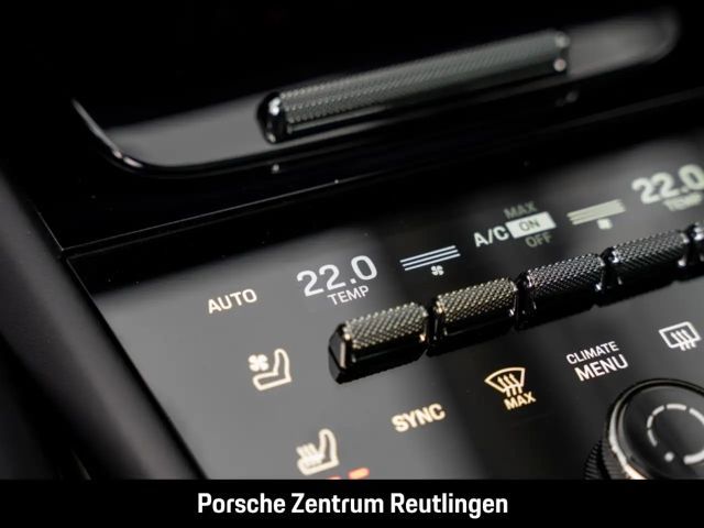 Porsche Cayenne Black Edition