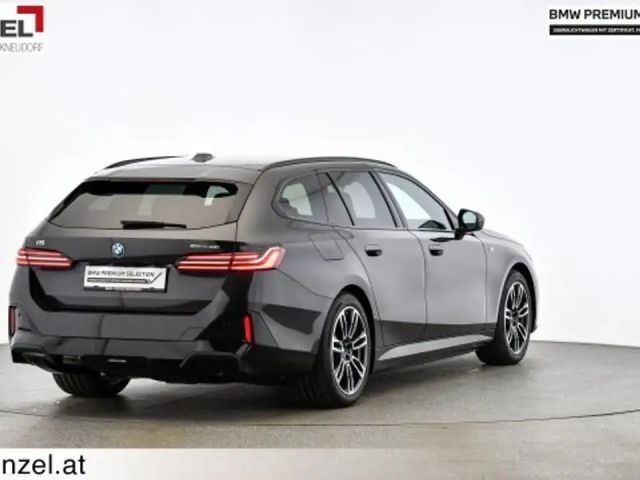 BMW i5 Touring eDrive40