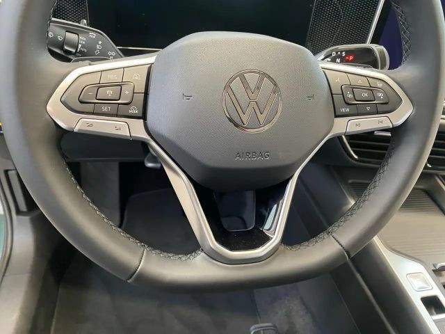 Volkswagen Passat 1.5 eTSI Business