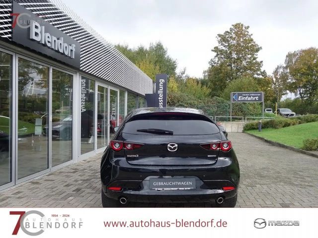 Mazda 3 Exclusive-line