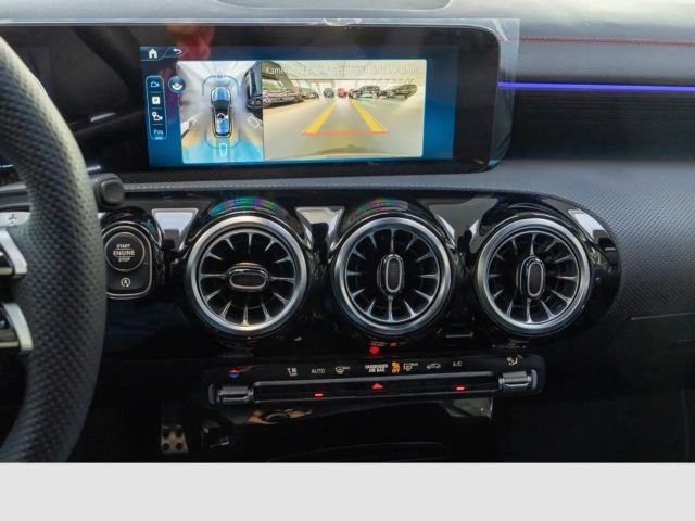 Mercedes-Benz CLA 180 Shooting Brake