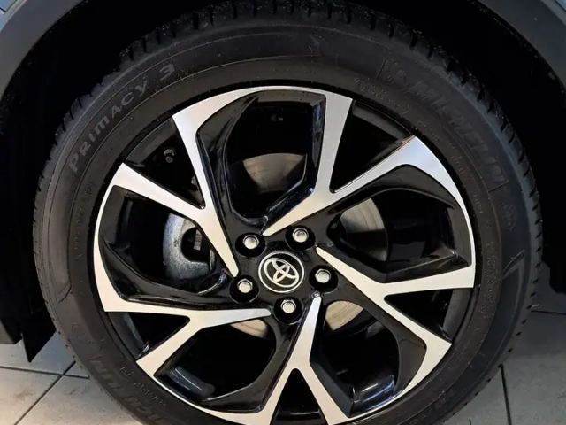 Toyota C-HR Hybride Team D