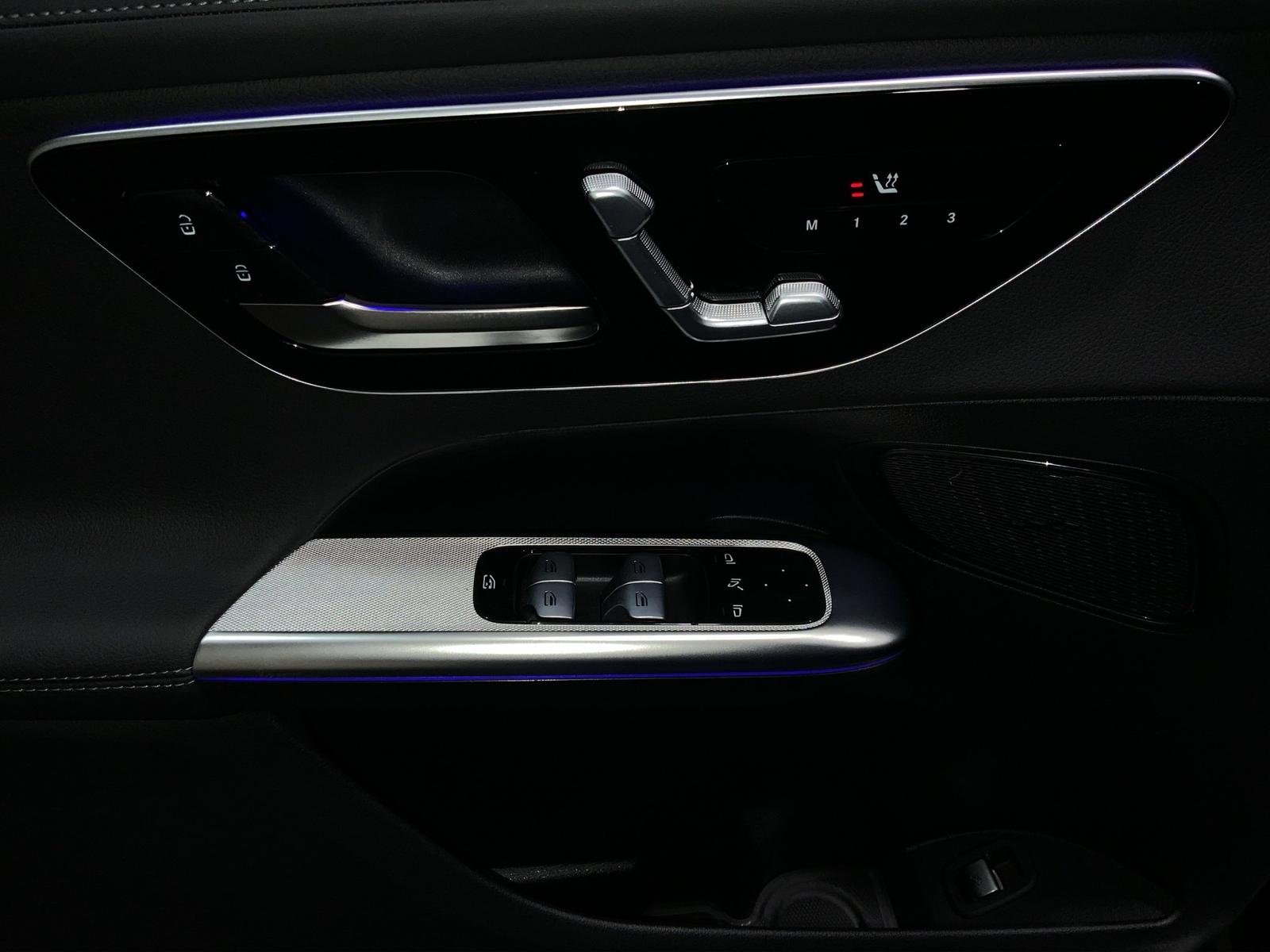 Mercedes-Benz GLC 300 4MATIC AMG Line GLC 300 d