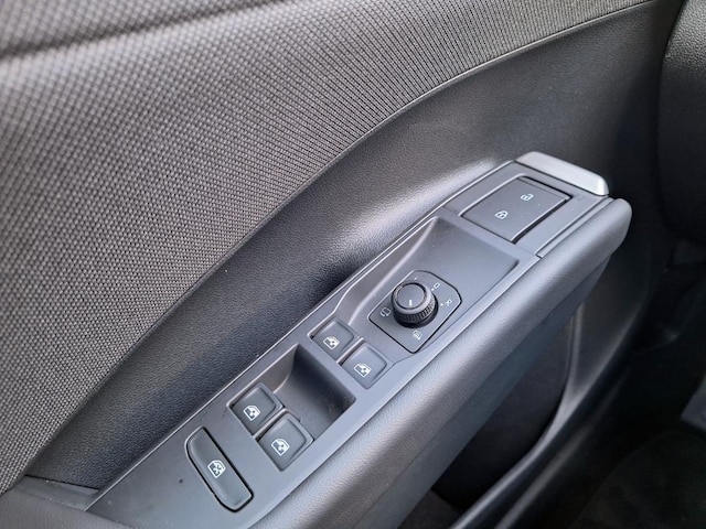 Volkswagen T-Roc 1.5 eTSI