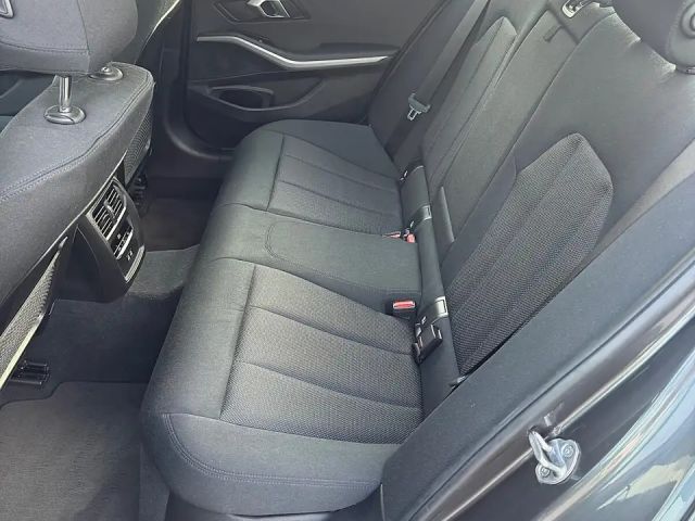 BMW 320 320d Advantage pakket Sedan