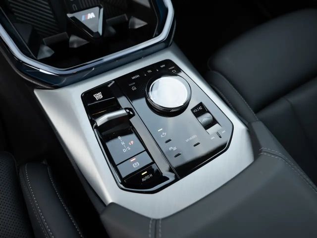 BMW X3 50i STANDHZ PANO AHK 360° LED HUD NAVI H/K