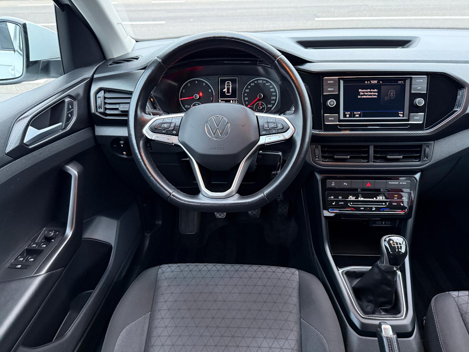 Volkswagen T-Cross Life