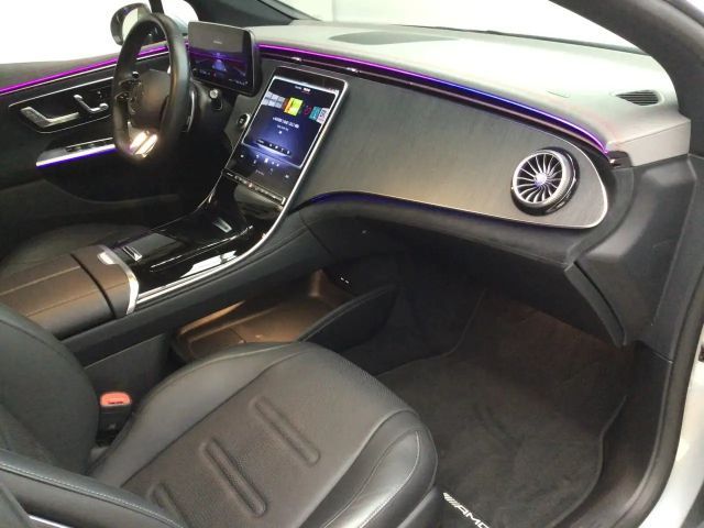 Mercedes-Benz EQE 43 4MATIC Sedan