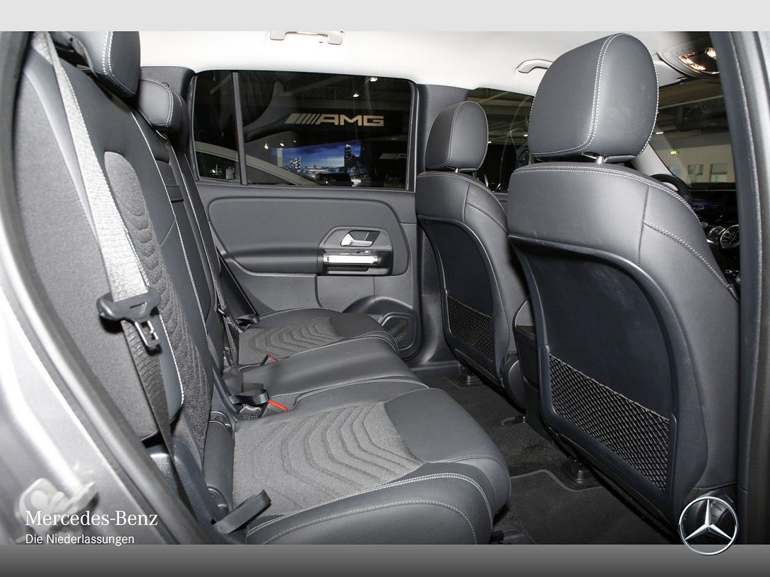 Mercedes-Benz EQB 300 4MATIC