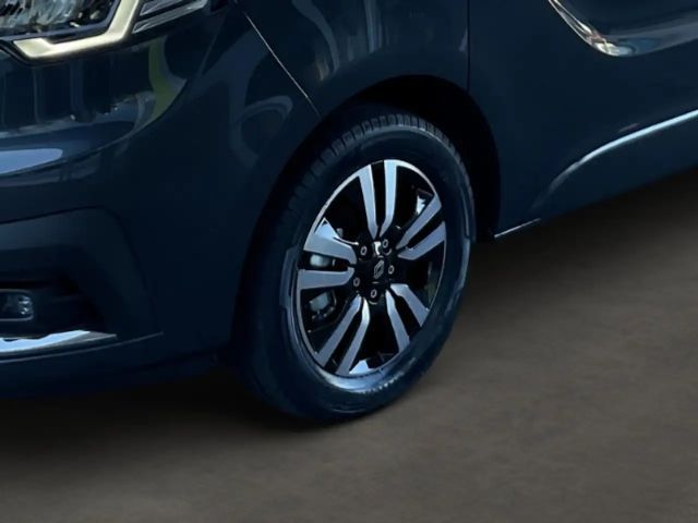 Renault Trafic Blue EDC Spaceclass