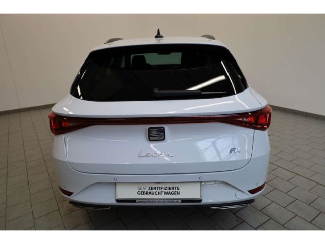 Seat Leon 1.5 eTSI FR-lijn Sportstourer